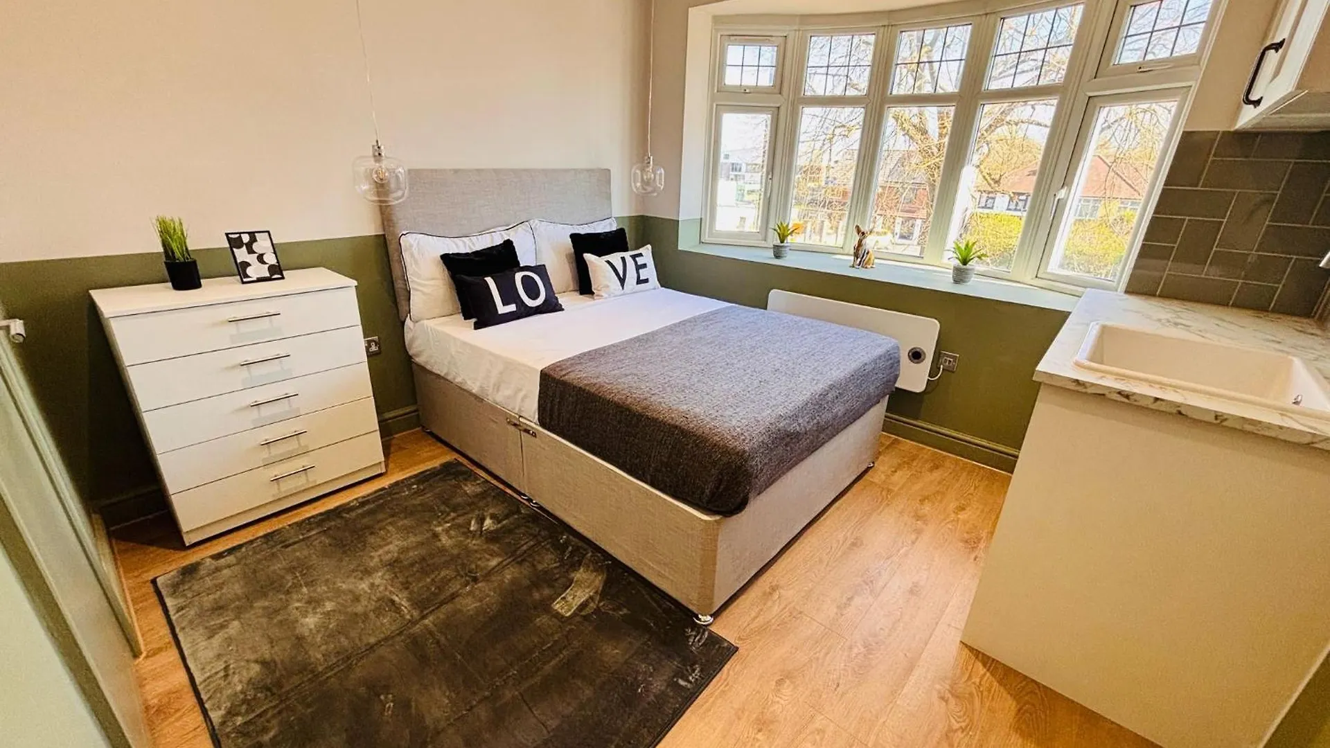 Luxury Standard Flats In Central London, Ideal For Tourists Northolt  0*, Northolt (Greater London) Regno Unito