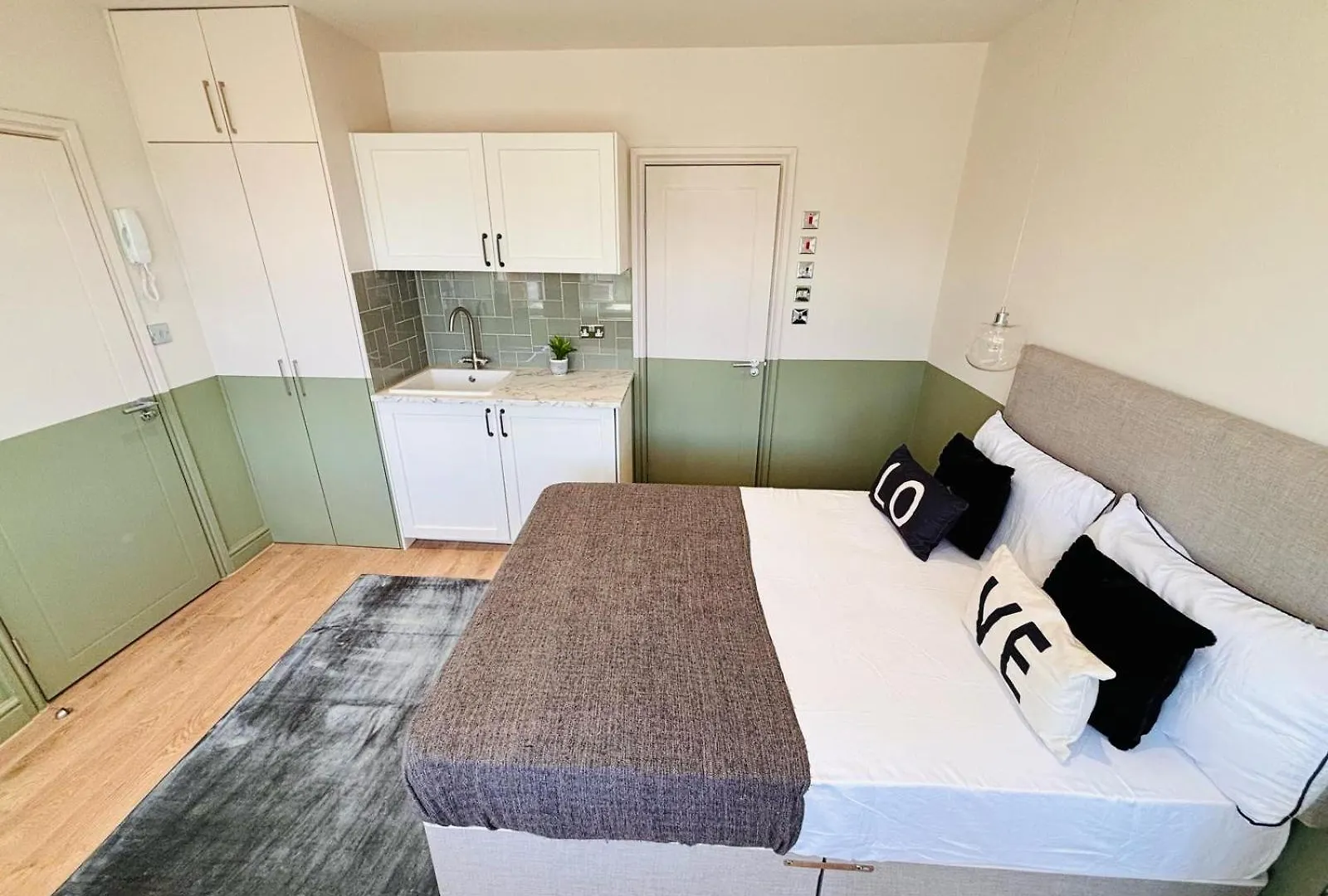 Luxury Standard Flats In Central London, Ideal For Tourists Northolt  Northolt (Greater London)