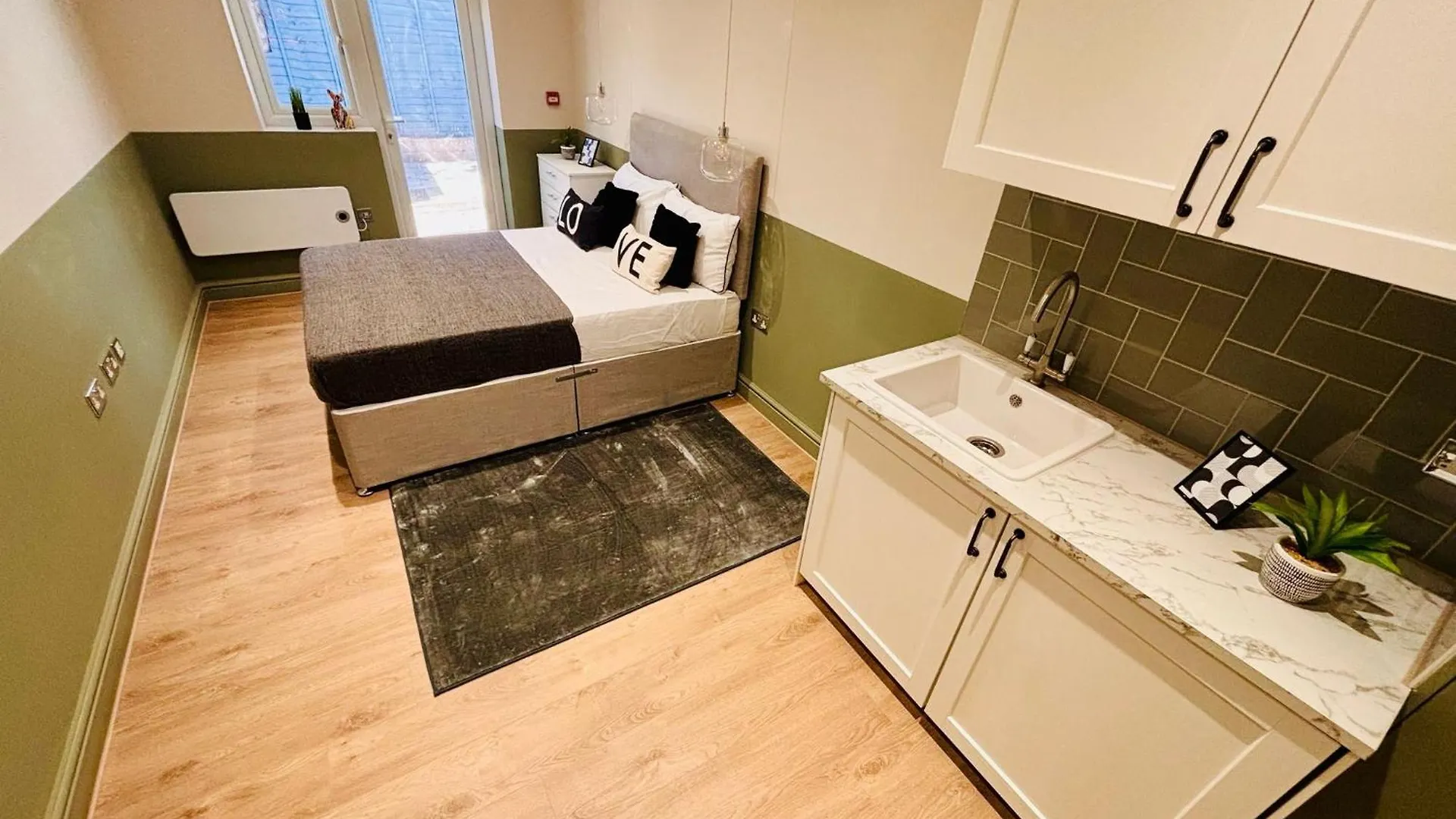 Luxury Standard Flats In Central London, Ideal For Tourists Northolt  Northolt (Greater London)