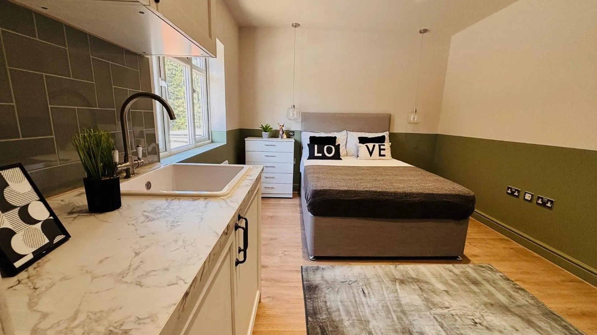Luxury Standard Flats In Central London, Ideal For Tourists Northolt  Apartment Northolt (Greater London)