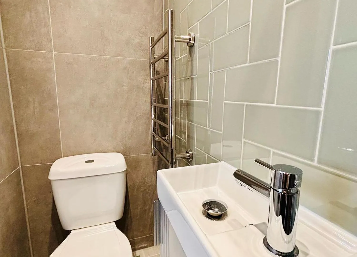 Apartment Luxury Standard Flats In Central London, Ideal For Tourists Northolt
